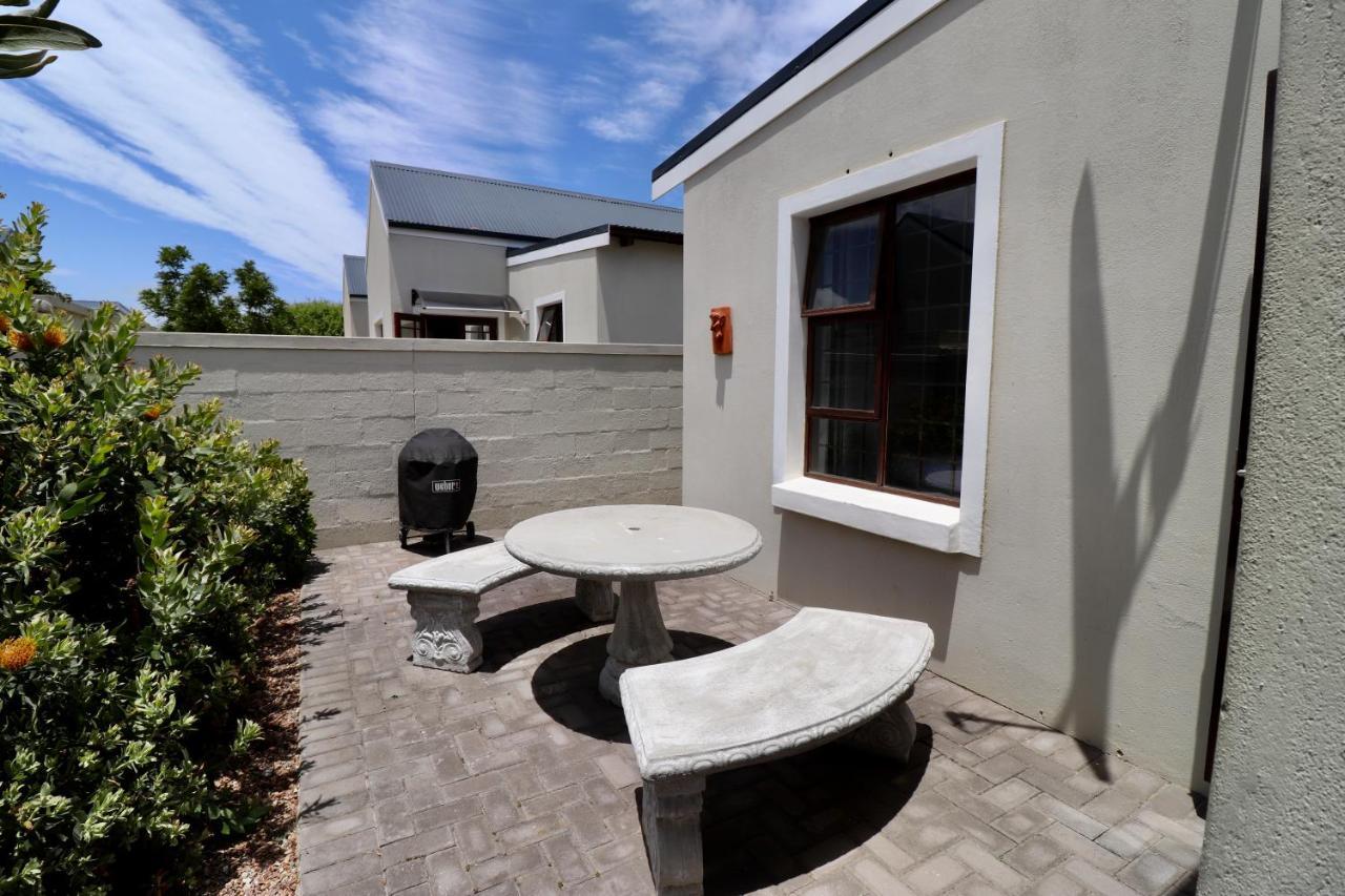 Carole'S Cottage Hermanus Dış mekan fotoğraf